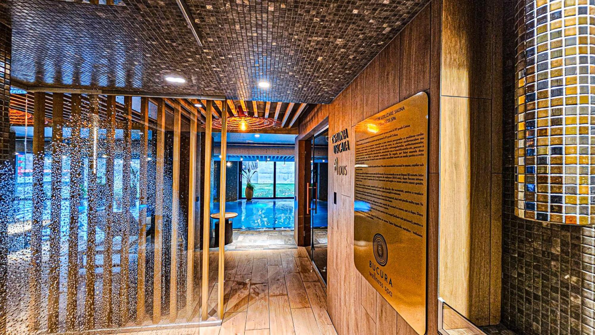 Hotel Bucura Călimăneşti Exterior foto